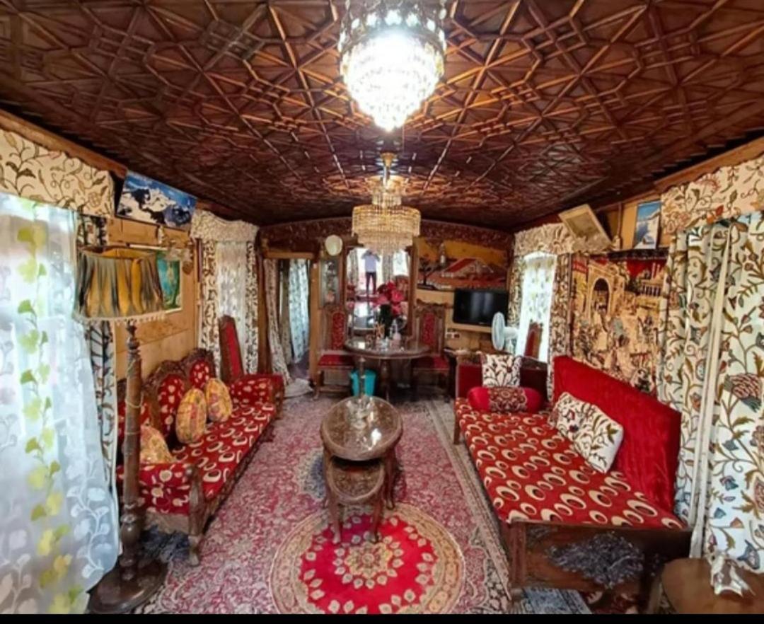 New Minar Group Of Houseboats Hotel Srinagar  Exterior photo
